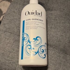 Ouidad Curl Quencher Moisturizing Shampoo - White and Blue